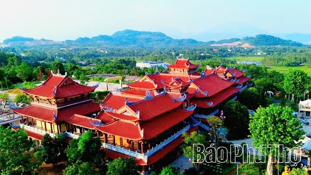 Chùa Bầu: Chốn thanh tịnh giữa lòng phố thị