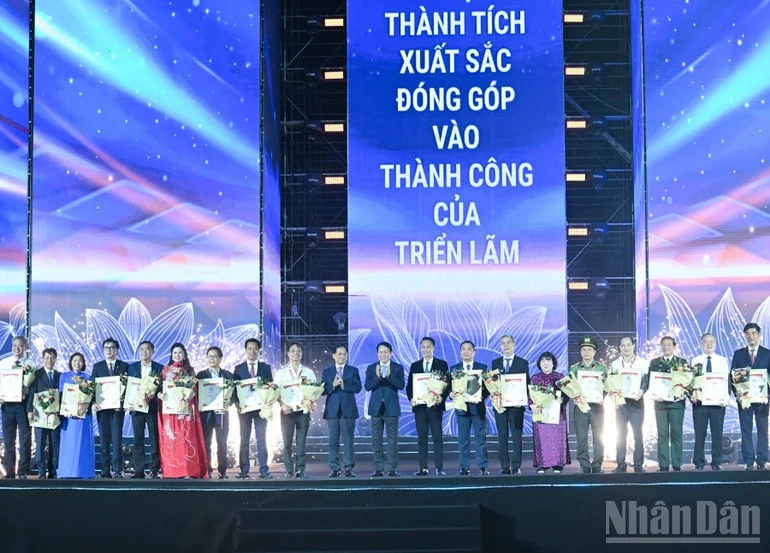 Cùng nhau viết tiếp những trang sử hào hùng của dân tộc bằng tinh thần yêu nước