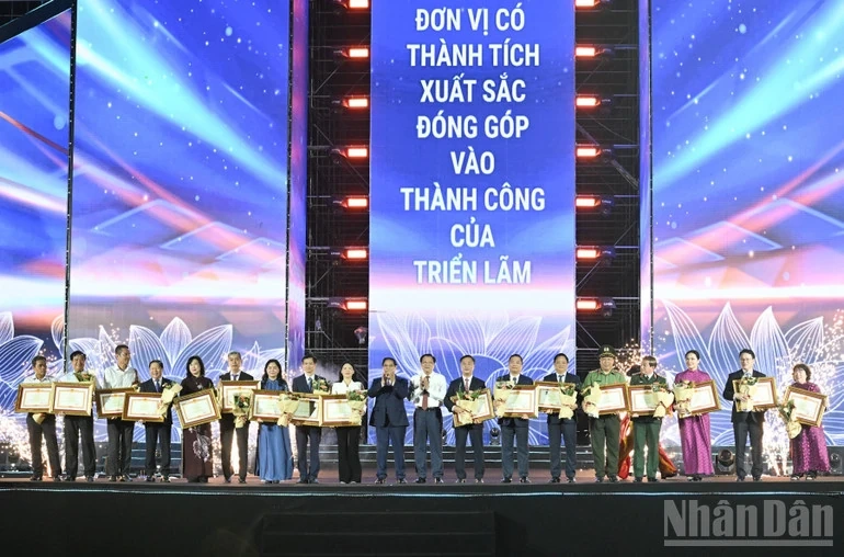 Cùng nhau viết tiếp những trang sử hào hùng của dân tộc bằng tinh thần yêu nước