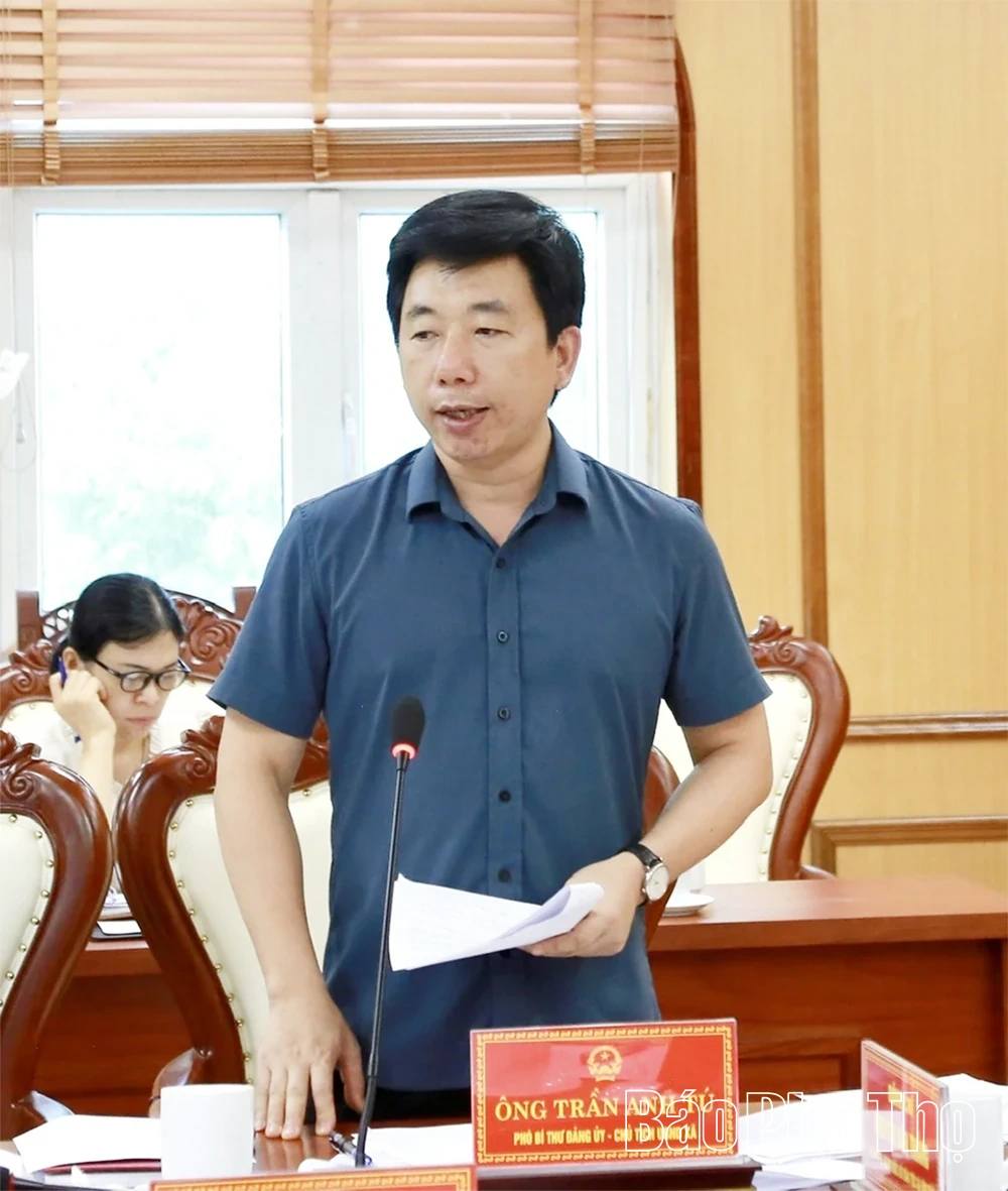 Kiểm tra việc thực hiện các Chương trình mục tiêu quốc gia và công tác dân tộc, tôn giáo