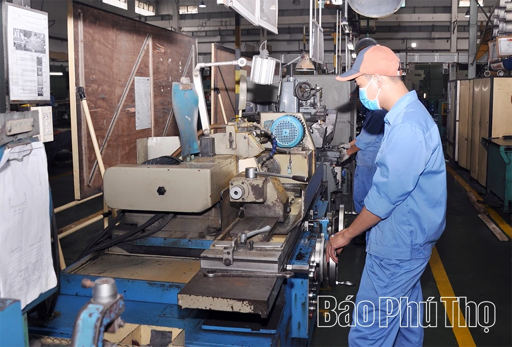 Đẩy mạnh phát triển công nghiệp hỗ trợ