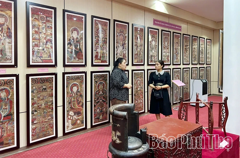 Giữ gìn và lan tỏa giá trị tranh thờ độc bản