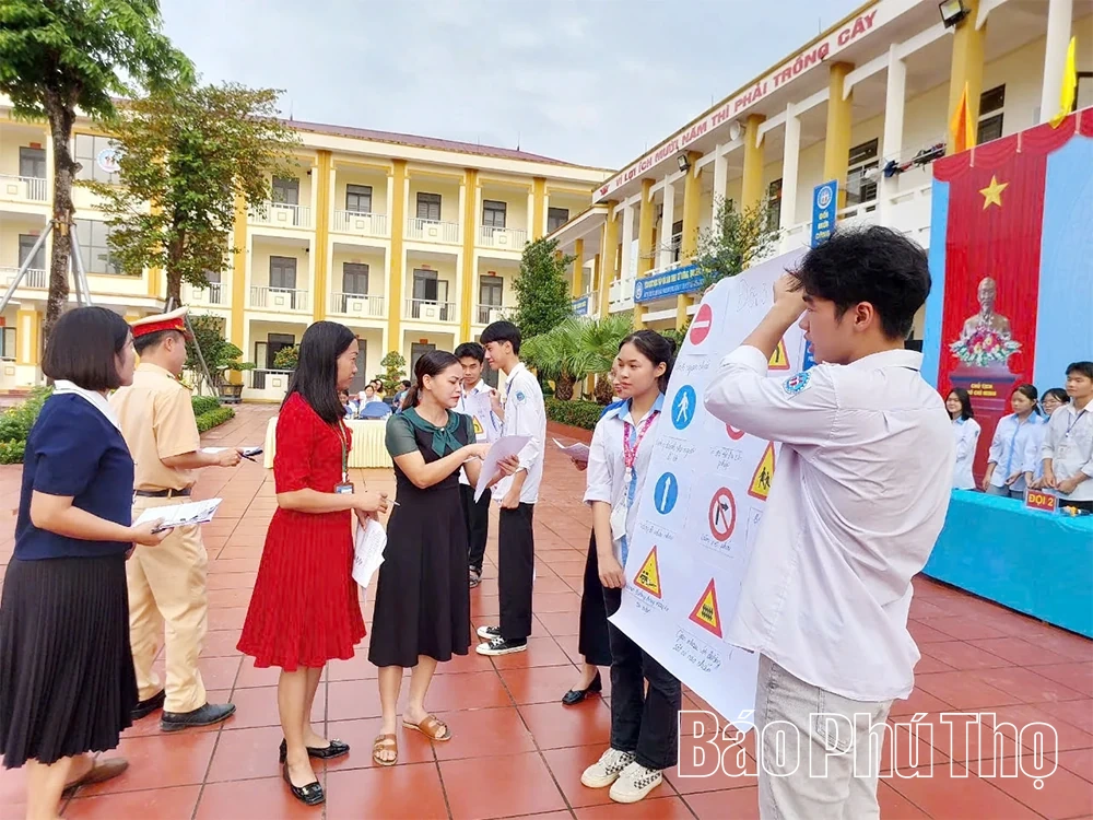 Tăng cường giáo dục pháp luật về TTATGT năm học 2025-2026