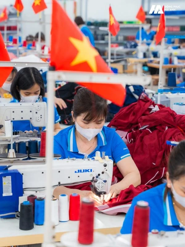 Khám phá bí quyết thành công của Đồng phục Hải Anh - hơn cả một bộ trang phục