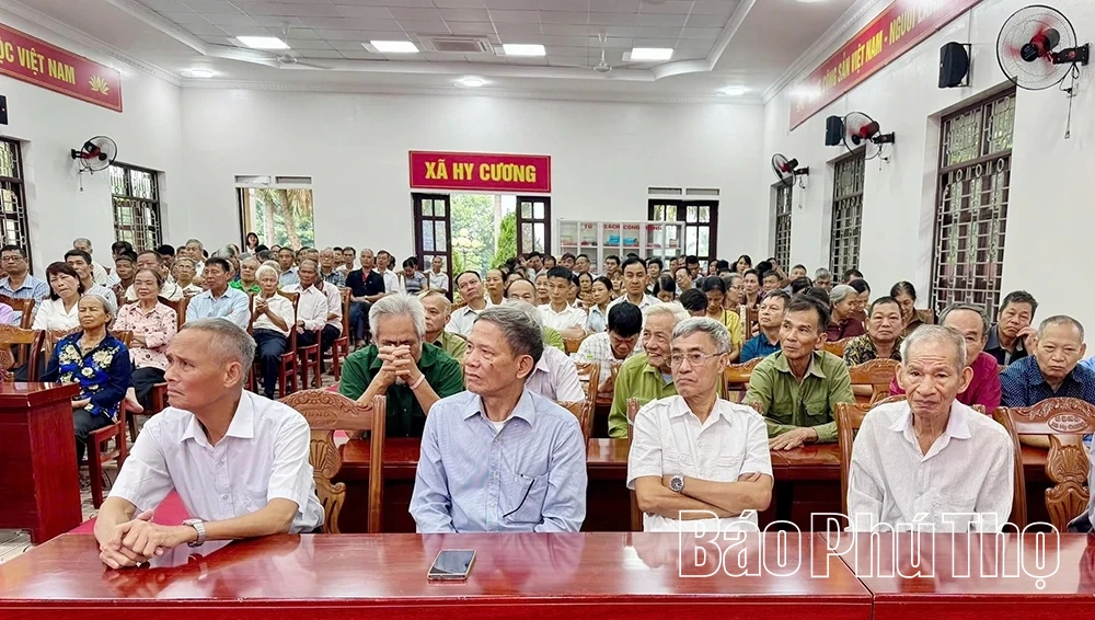 Hơn 800 cán bộ, đảng viên xã Hy Cương được quán triệt, học tập các Nghị quyết của Bộ chính trị