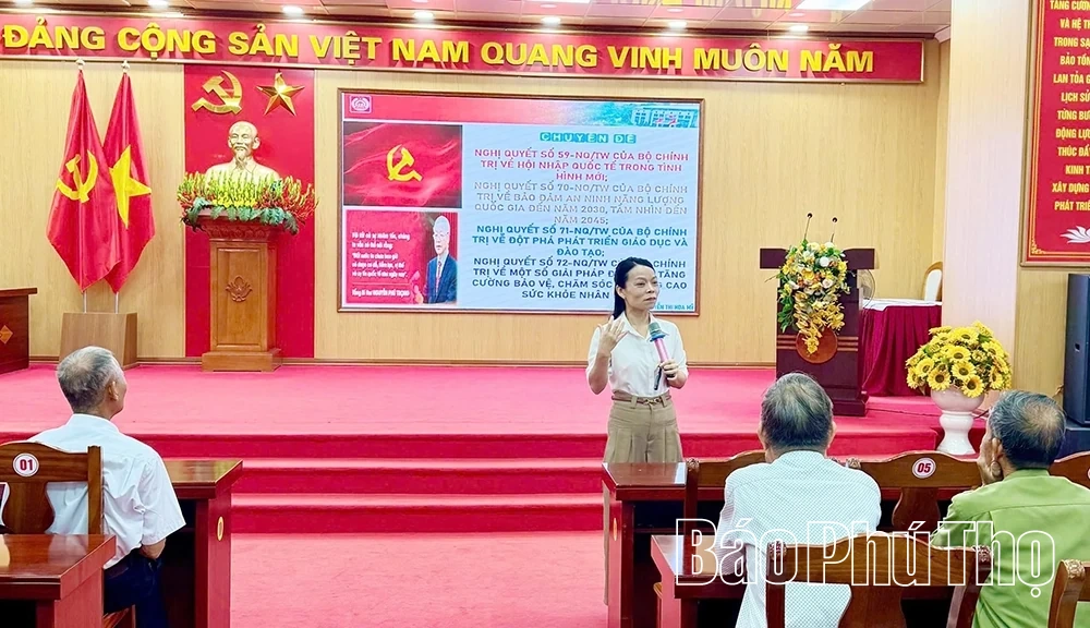 Hơn 800 cán bộ, đảng viên xã Hy Cương được quán triệt, học tập các Nghị quyết của Bộ chính trị