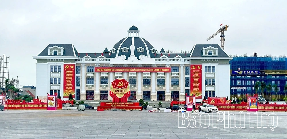 Hân hoan chào mừng Đại hội