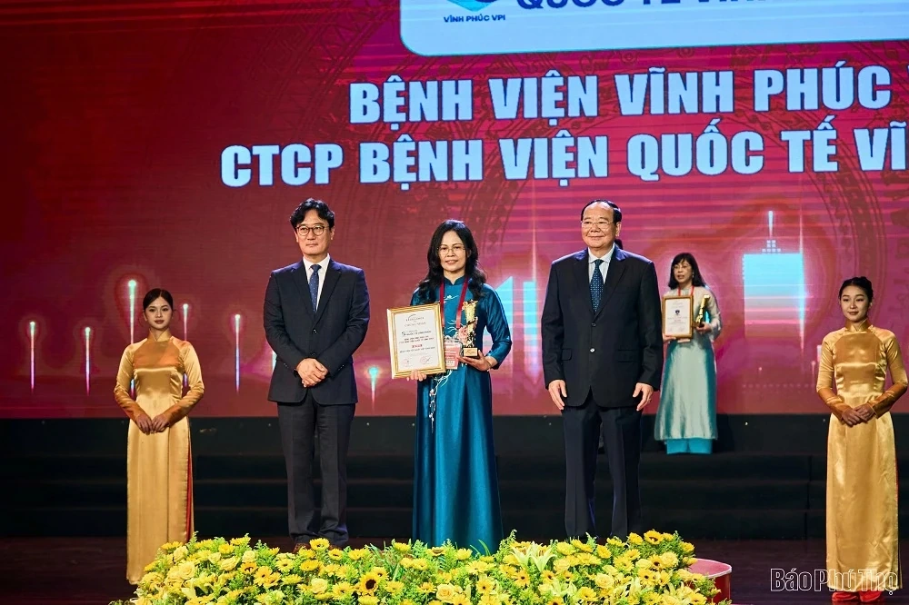 Bệnh viện Quốc tế Vĩnh Phúc, tỉnh Phú Thọ lọt vào danh sách 10 bệnh viện tốt nhất Việt Nam
