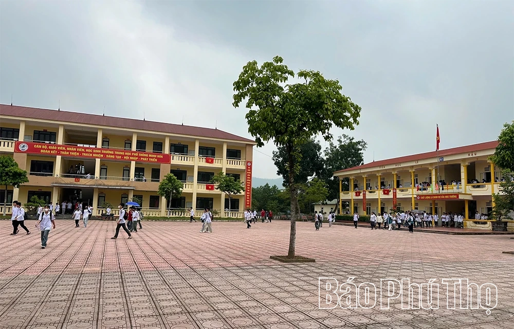 Các cơ sở giáo dục chủ động ứng phó bão số 9