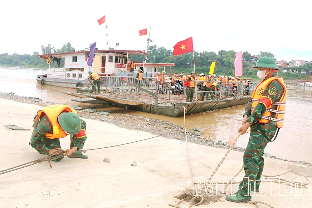 Nhịp cầu của tình quân - dân