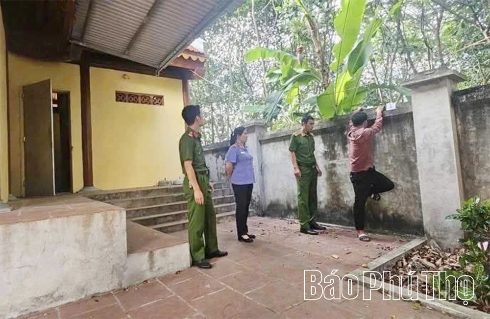 Công an xã Nguyệt Đức bắt giữ đối tượng trộm cắp tài sản tại đền, miếu