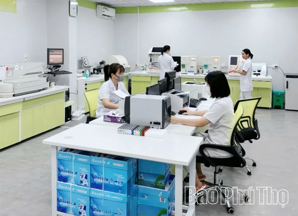 Điểm sáng chuyển đổi số, ứng dụng công nghệ trong khám chữa bệnh