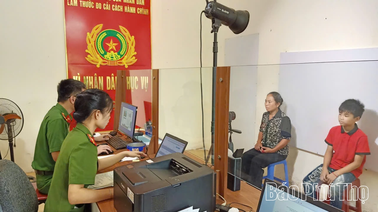 Xã Tân Lạc: Nở rộ phong trào thi đua yêu nước