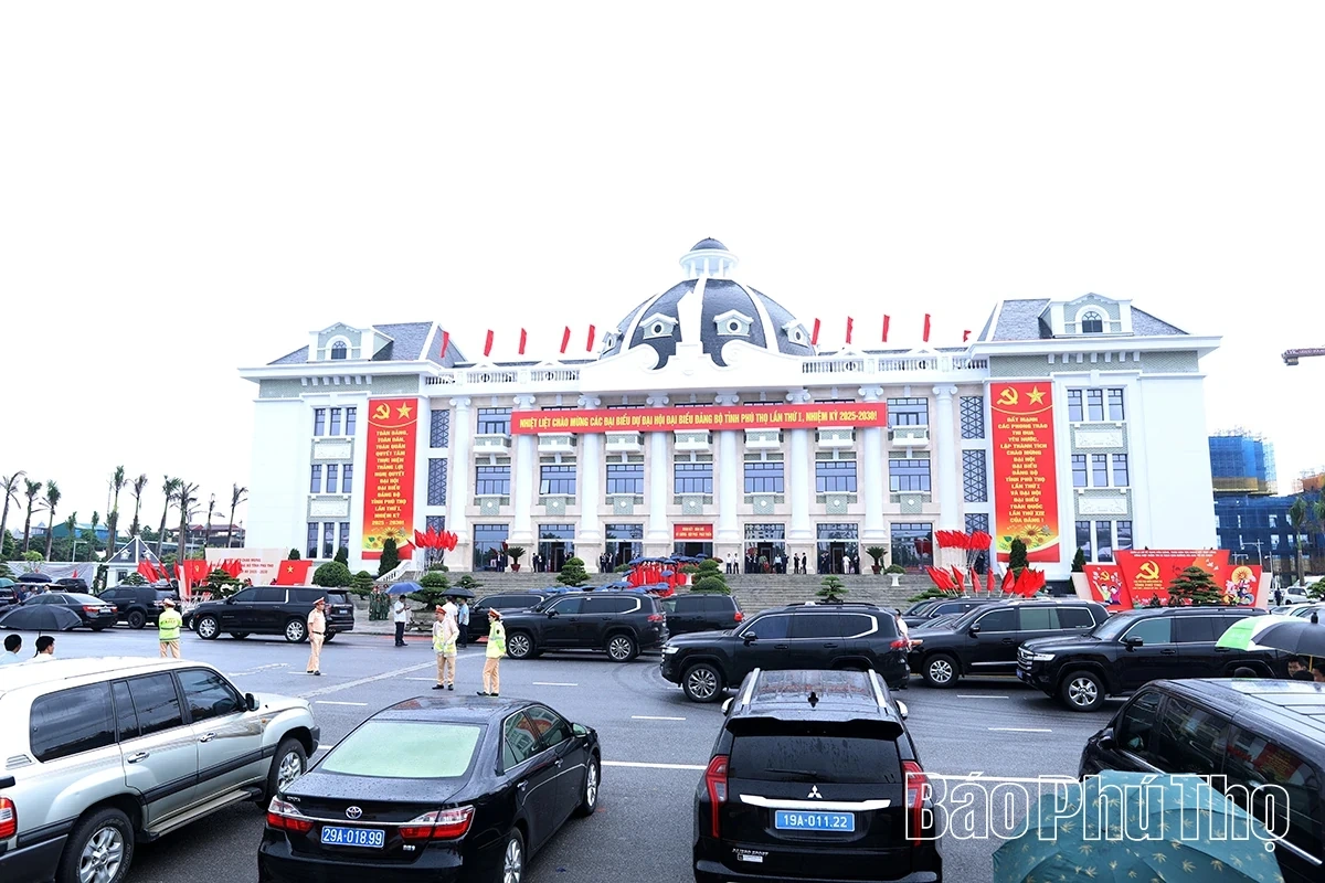 Joyful Celebration of Phu Tho Province’s Major Political Event