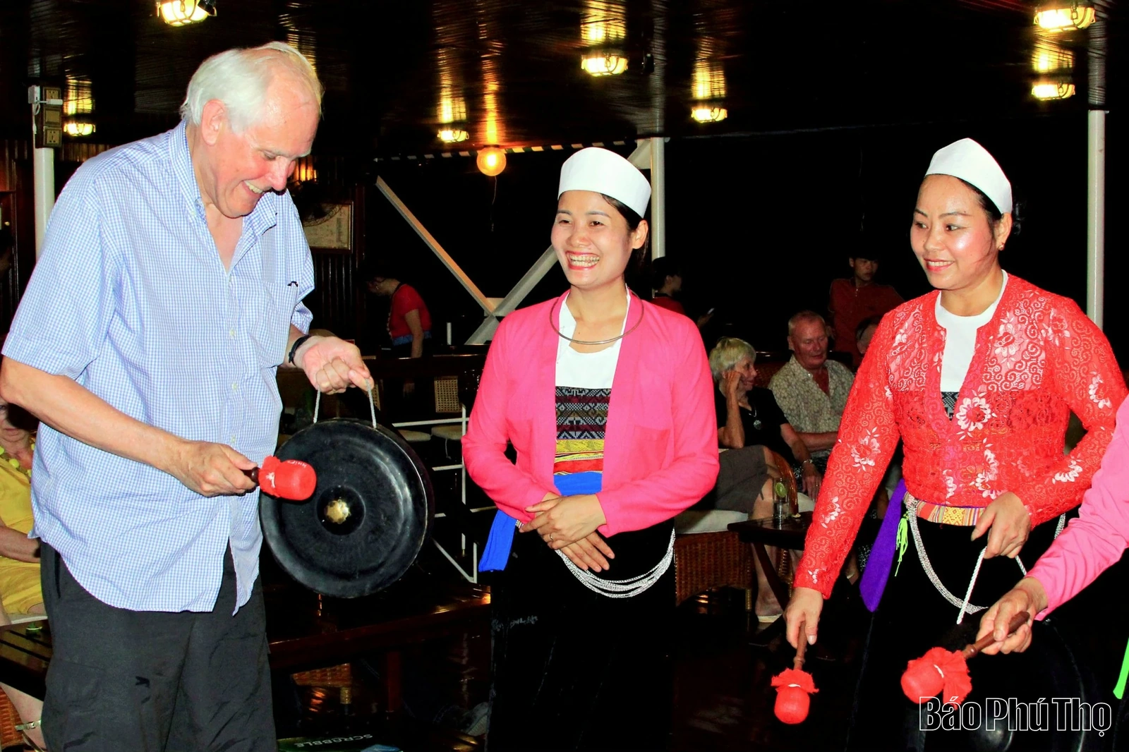 Nâng cao hiệu quả hoạt động thiết chế văn hóa, thể thao vùng đồng bào dân tộc thiểu số