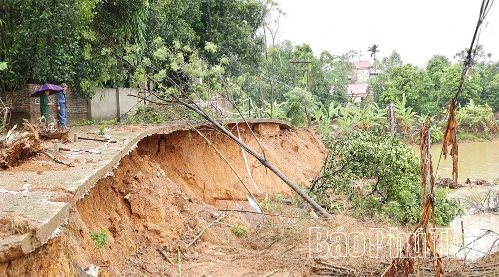 Nhiều tuyến đường dân sinh cần được khẩn trương sửa chữa sau bão