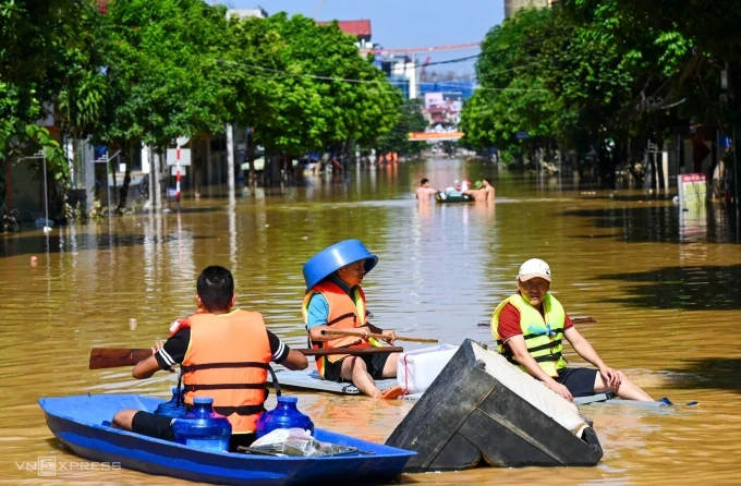 Lũ sông miền Bắc đã qua đỉnh, diện ngập thu hẹp
