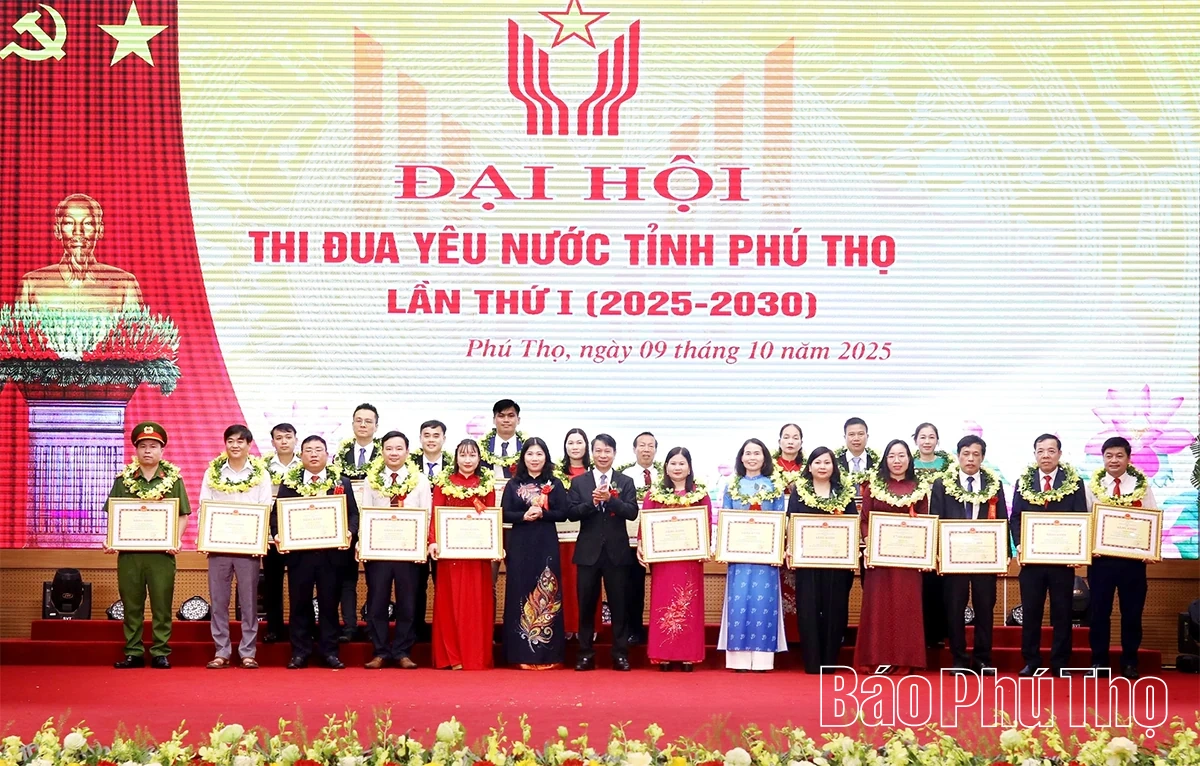 Phiên trù bị Đại hội Thi đua yêu nước tỉnh Phú Thọ lần thứ I và tuyên dương điển hình tiên tiến