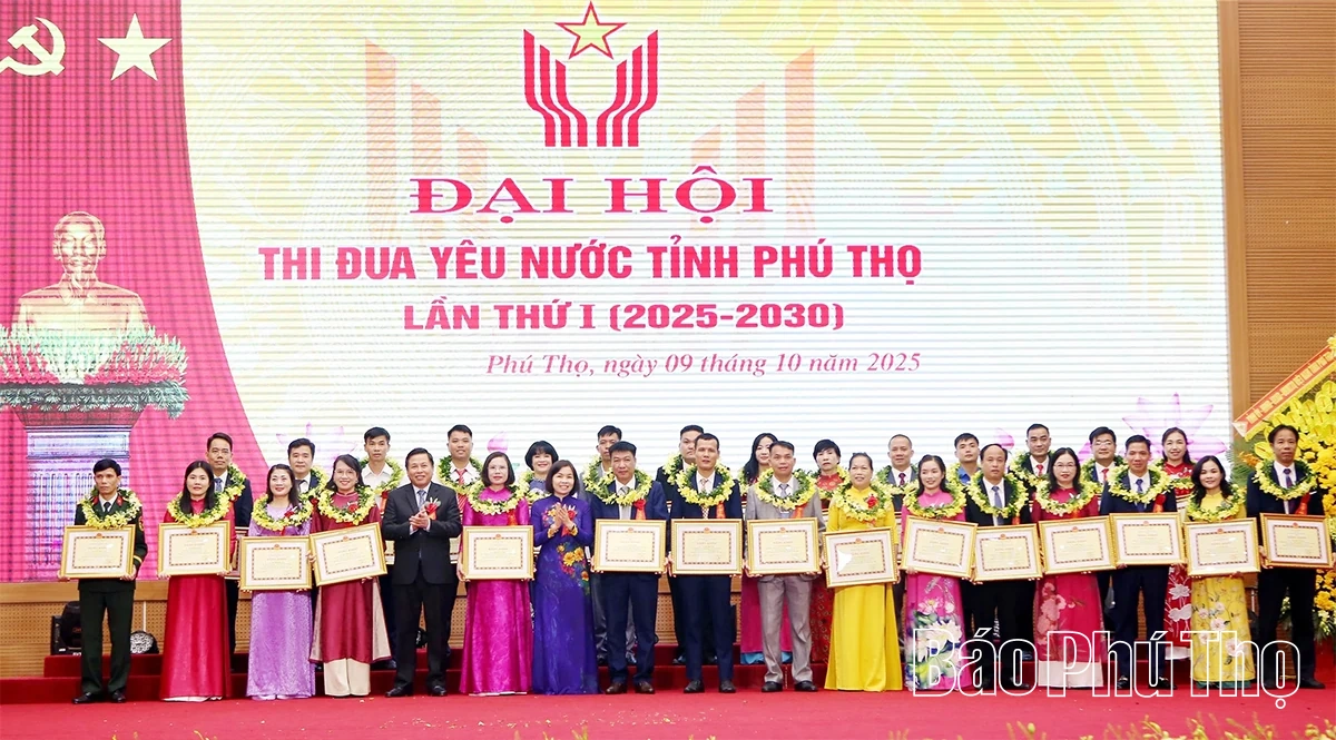 Phiên trù bị Đại hội Thi đua yêu nước tỉnh Phú Thọ lần thứ I và tuyên dương điển hình tiên tiến