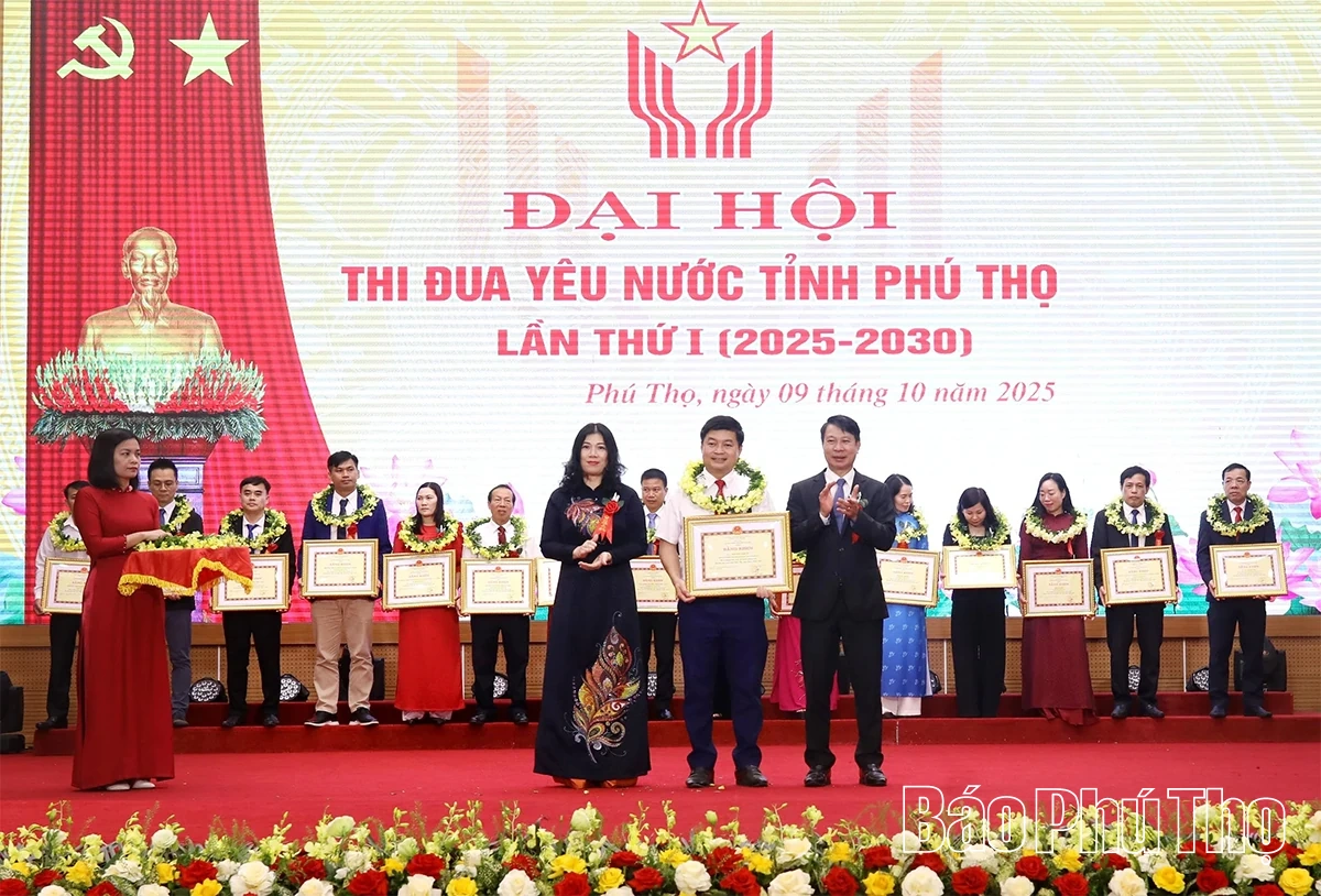 Phiên trù bị Đại hội Thi đua yêu nước tỉnh Phú Thọ lần thứ I và tuyên dương điển hình tiên tiến