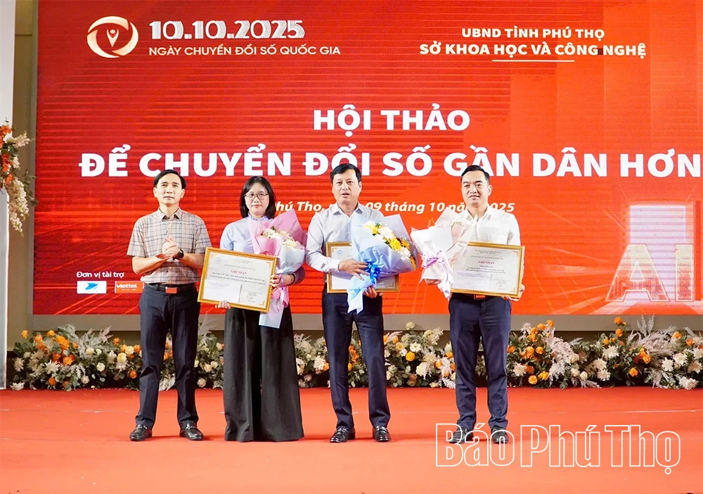 Hội thảo “Để chuyển đổi số gần dân hơn”