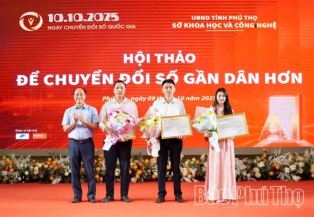 Hội thảo “Để chuyển đổi số gần dân hơn”