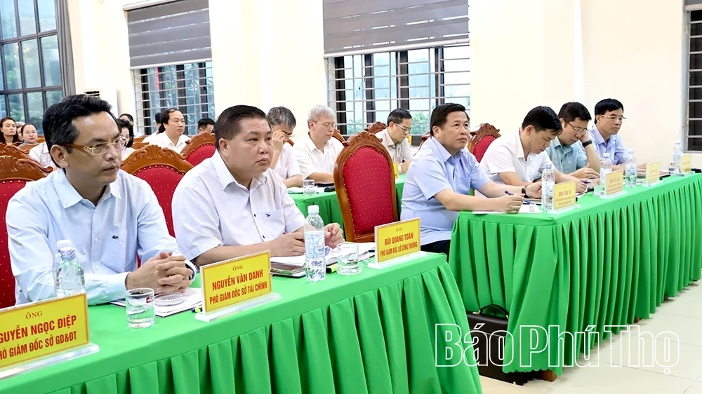 Nhiều ý kiến, kiến nghị của cử tri 5 xã khu vực Hoà Bình liên quan đến lĩnh vực đất đai