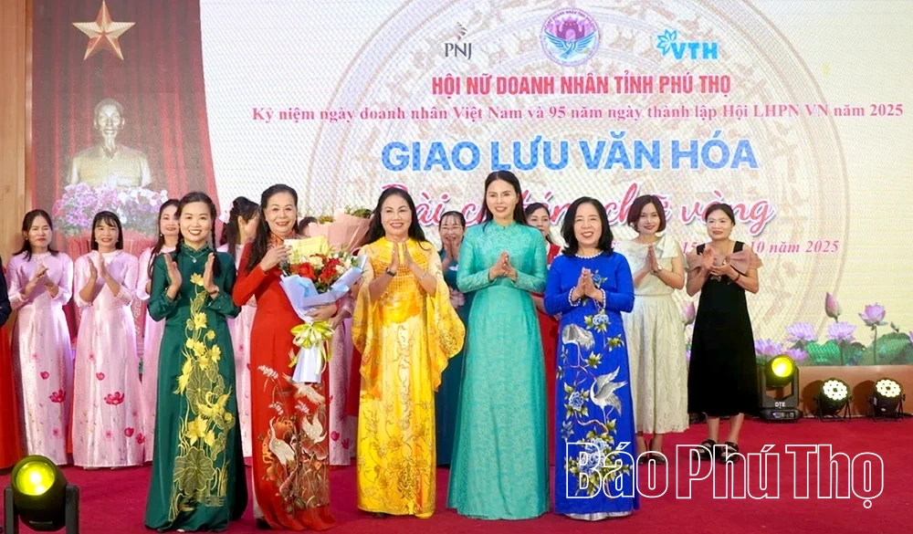 Hội Nữ doanh nhân tỉnh tổ chức Ngày hội quảng bá sản phẩm và giao lưu văn hóa “Bài ca 8 chữ vàng”