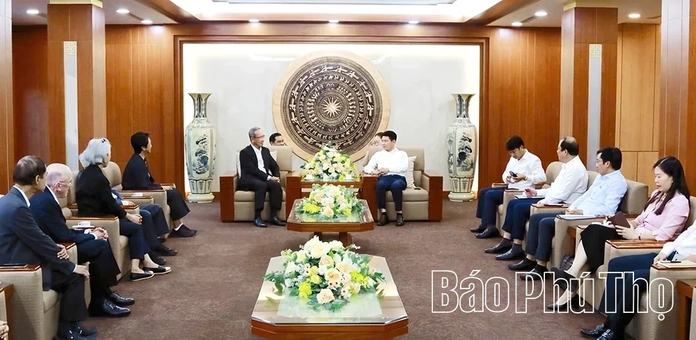 Provincial Party Secretary Truong Quoc Huy Receives Courtesy Visit from Amata Group (Thailand)