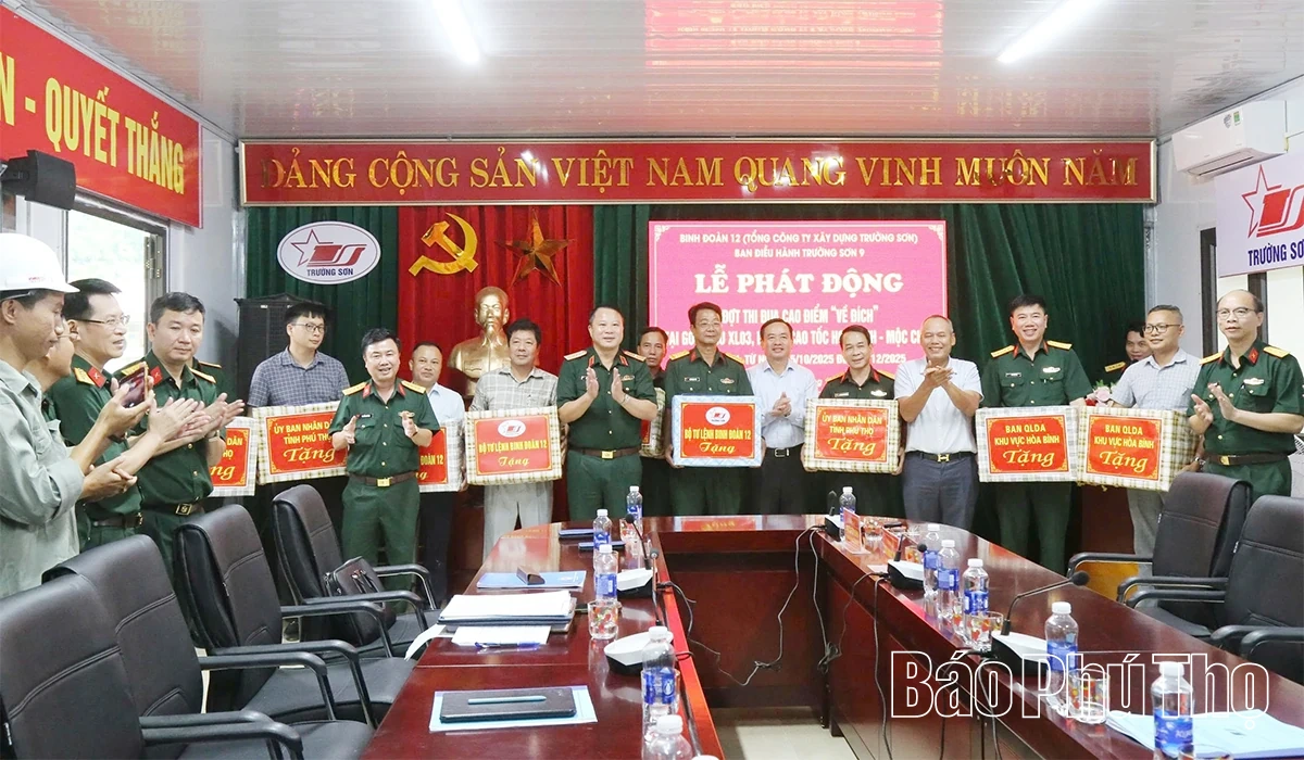 Phó Chủ tịch UBND tỉnh Quách Tất Liêm kiểm tra dự án Cao tốc Hòa Bình - Mộc Châu