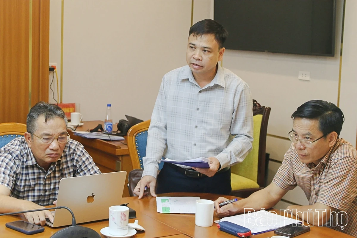 Phó Chủ tịch UBND tỉnh Phùng Thị Kim Nga làm việc với Tổng Công ty Truyền tải điện Quốc gia