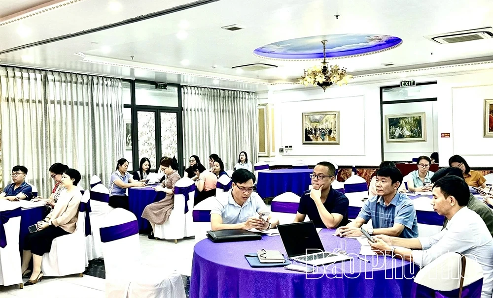 Tập huấn cung cấp dịch vụ y tế hỗ trợ người bị bạo lực trên cơ sở giới