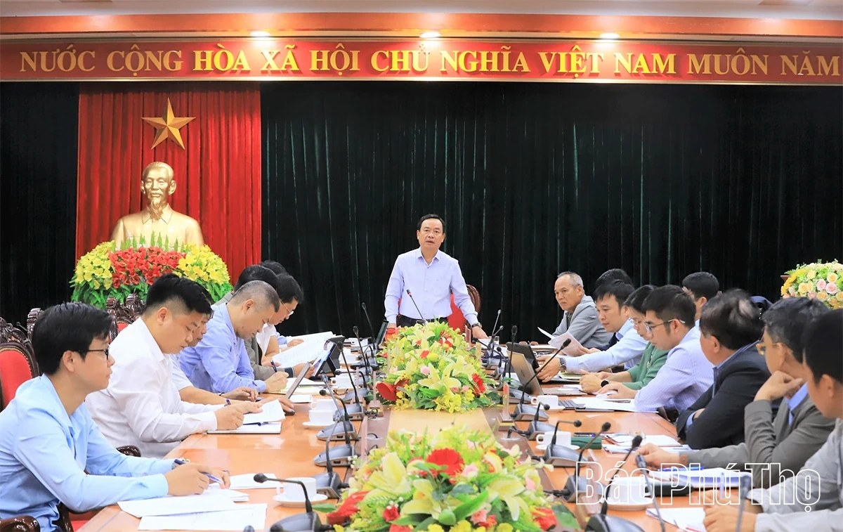 Phó Chủ tịch UBND tỉnh Quách Tất Liêm họp bàn đẩy nhanh tiến độ dự án Cao tốc Hoà Bình - Mộc Châu
