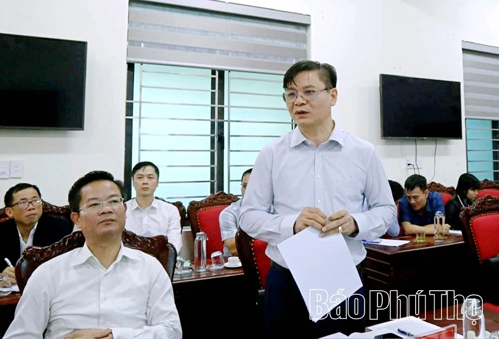 Phó Chủ tịch UBND tỉnh Quách Tất Liêm làm việc với UBND xã An Nghĩa về việc bán tài sản công