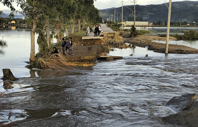 Thời tiết ngày 8/11: Mưa lớn ở khu vực từ Thanh Hóa đến Hà Tĩnh giảm