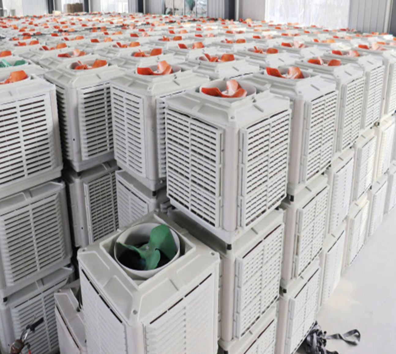 Giải pháp làm mát quy mô lớn với máy làm mát công nghiệp Sunfan