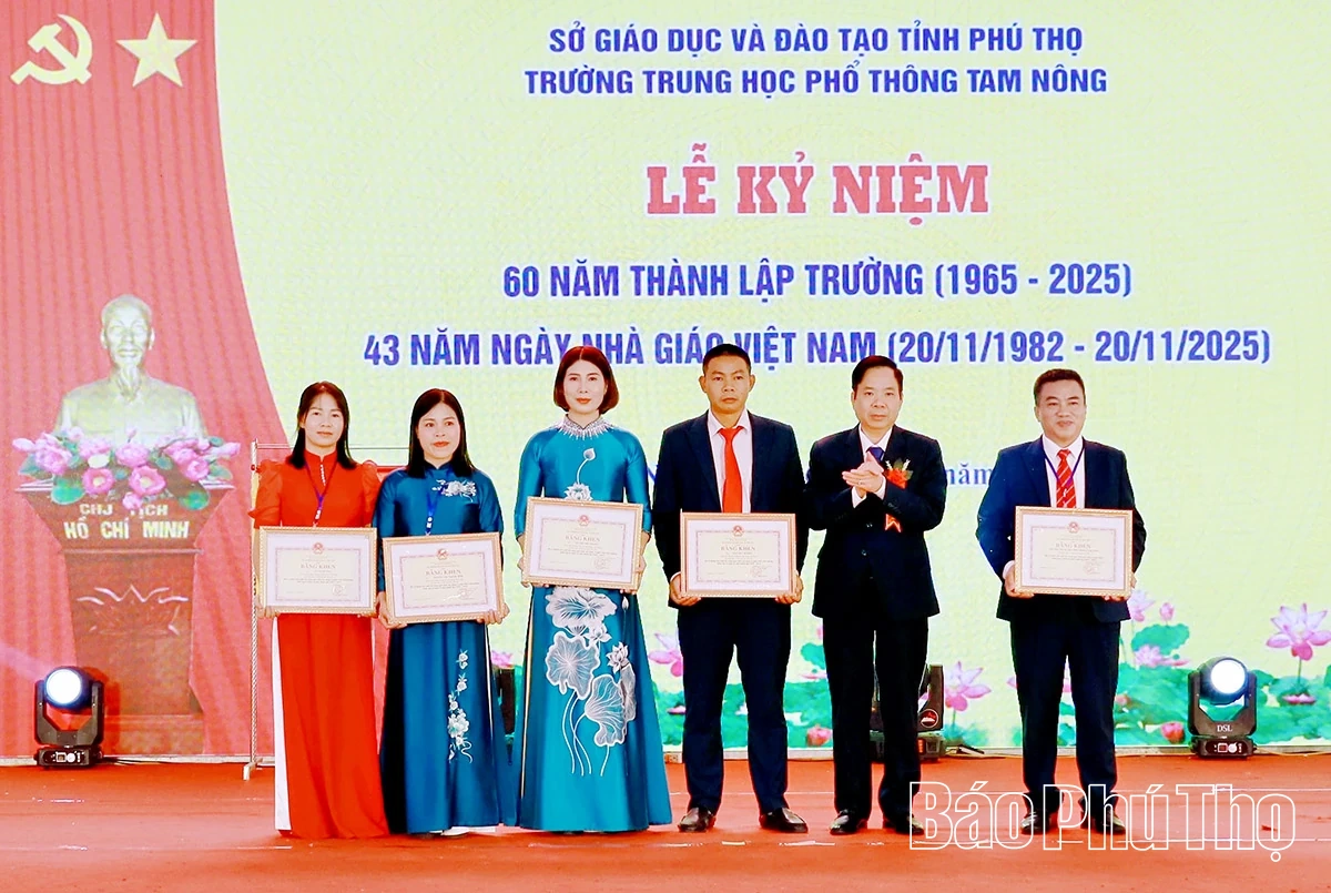 Kỷ niệm 60 năm thành lập Trường THPT Tam Nông