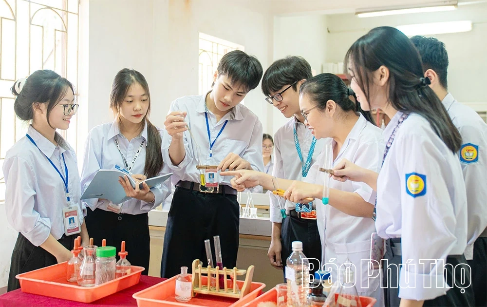 Mái trường hội tụ trí tuệ, tâm huyết và khát vọng vươn lên