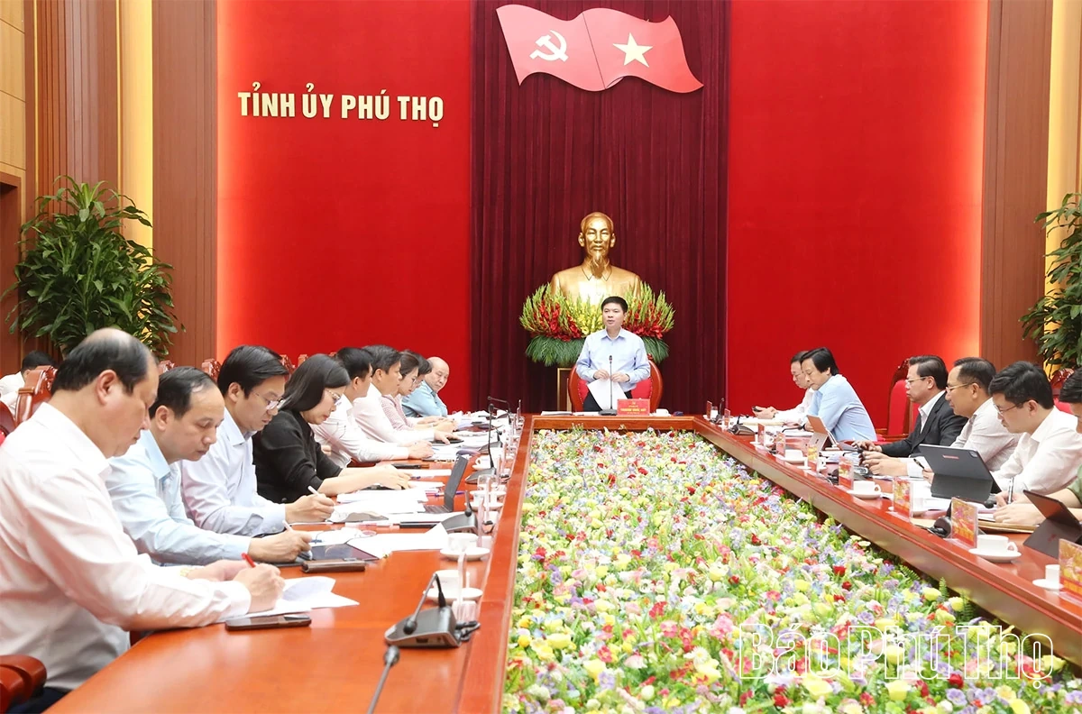 Đẩy nhanh tiến độ giải ngân vốn đầu tư công và triển khai các dự án, công trình trọng điểm