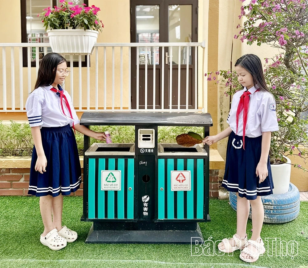 Trường học “nói không với rác thải nhựa”