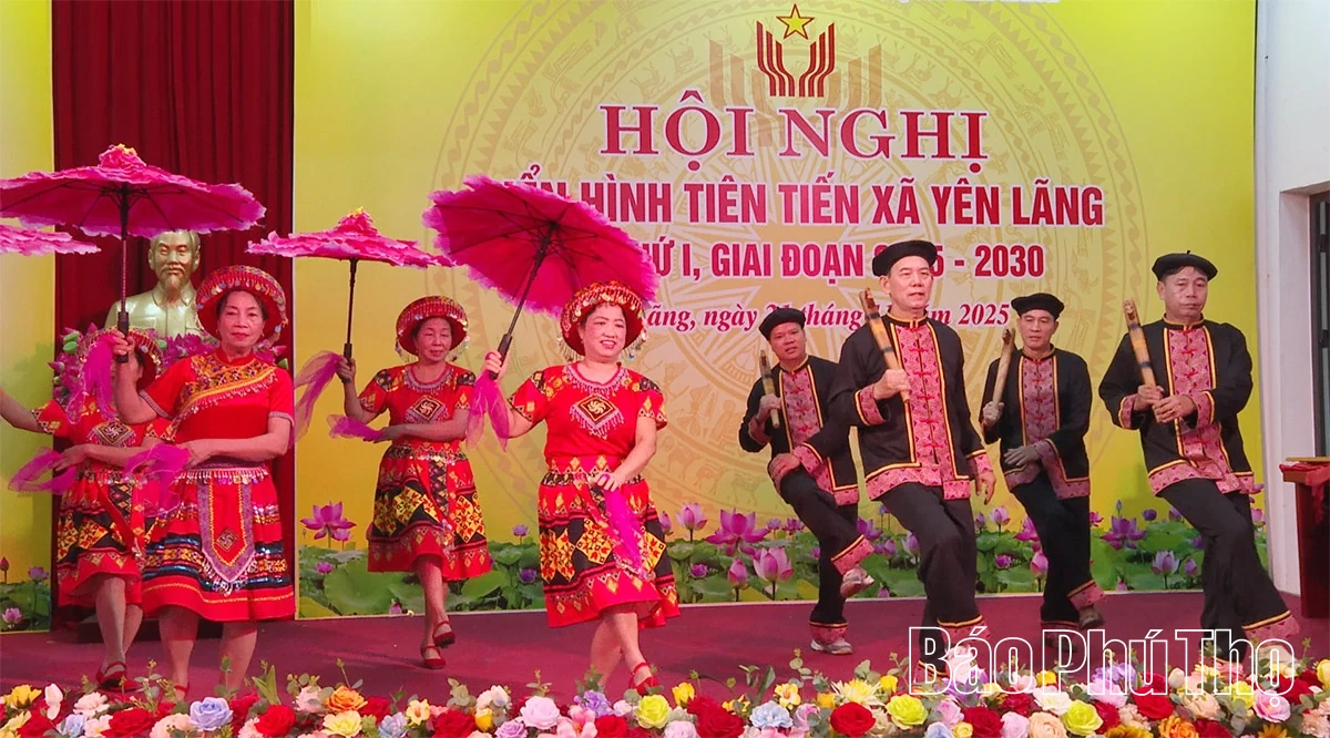 Phó Chủ tịch UBND tỉnh Phùng Thị Kim Nga dự Hội nghị biểu dương điển hình tiên tiến xã Yên Lãng