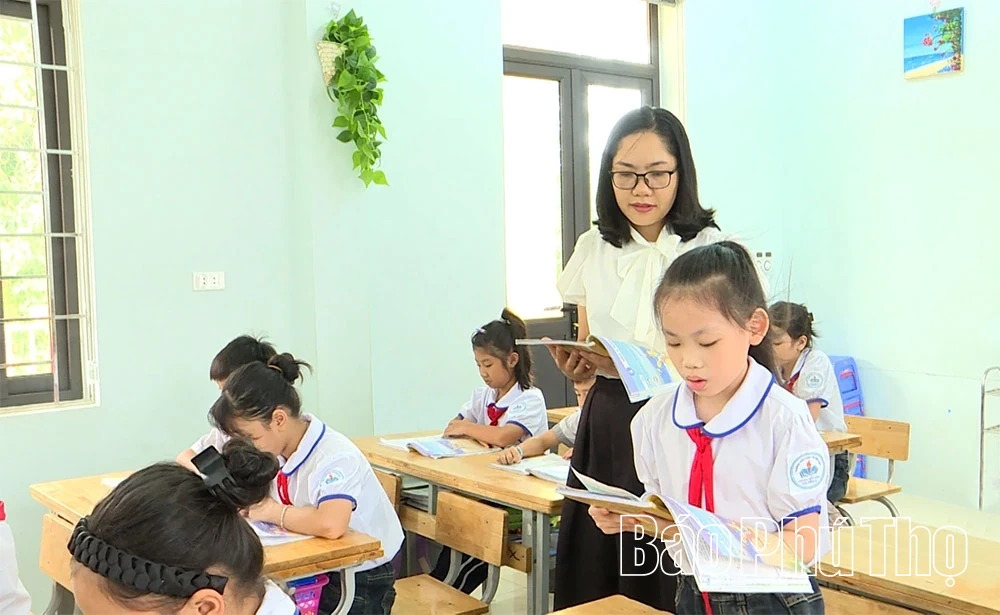 Mỗi thầy, cô giáo là một tấm gương đạo đức, tự học và sáng tạo