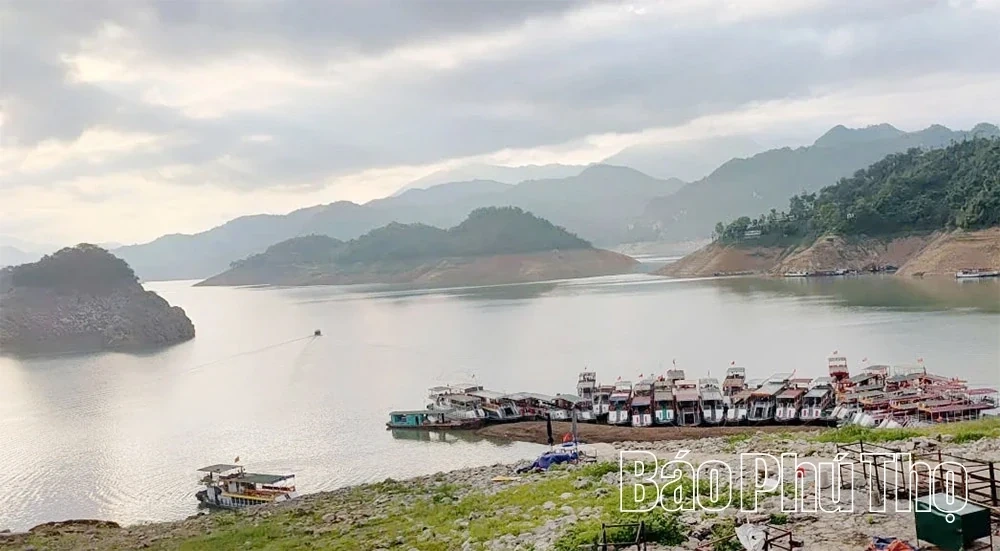 Thung Nai Commune Taps Its Potential to Develop Tourism