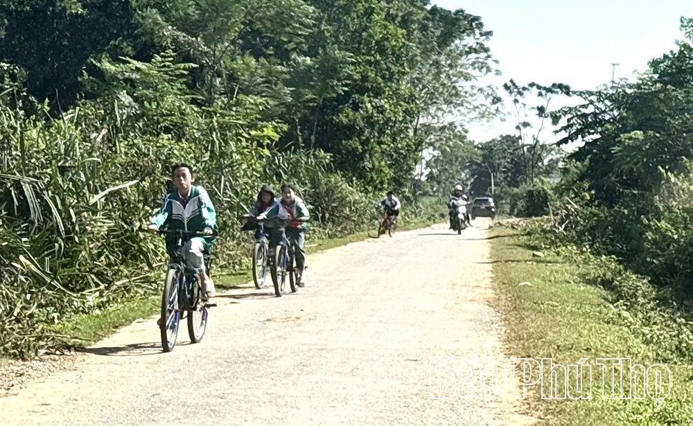 Xã Yên Thủy tập trung giải quyết chiều thiếu hụt các dịch vụ xã hội cơ bản