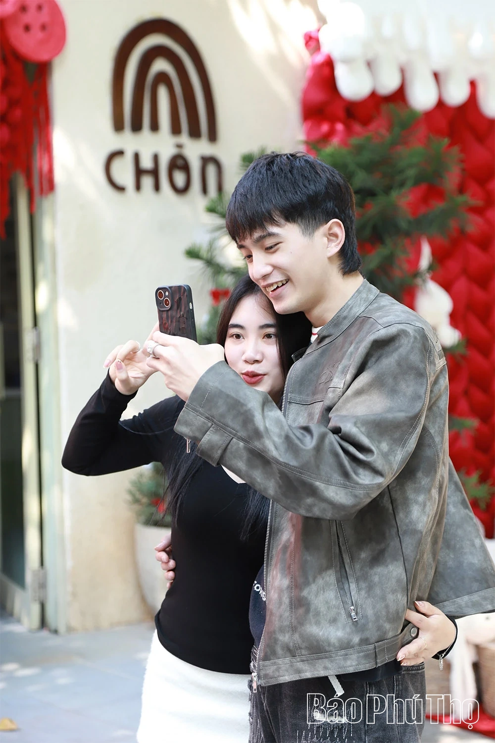 Phú Thọ “lên đèn” sớm mùa Giáng sinh