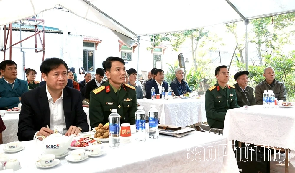 Bàn giao nhà tình nghĩa tặng hộ có hoàn cảnh khó khăn