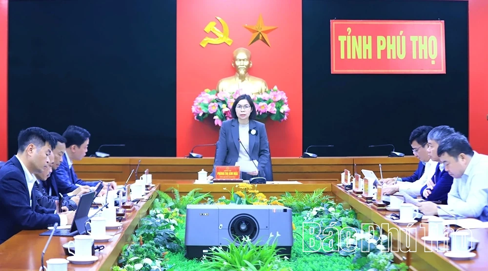 Phó Chủ tịch UBND tỉnh Phùng Thị Kim Nga chủ trì hội nghị về điều chỉnh quy hoạch các cụm công nghiệp