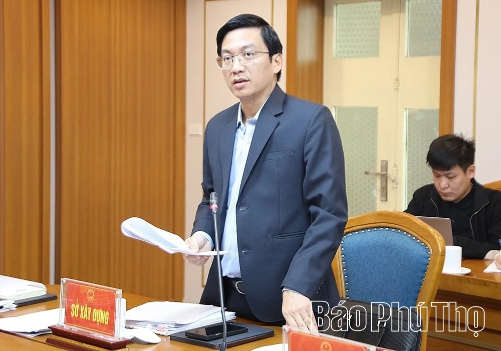 Chủ tịch UBND tỉnh nghe báo cáo phương án Quy hoạch phát triển giao thông vận tải