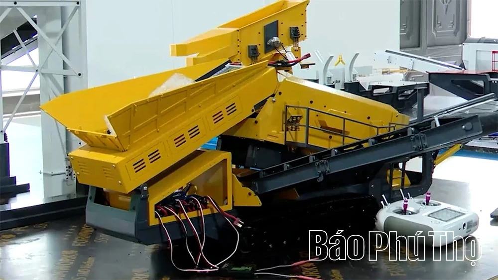 Người thợ làng đưa sản phẩm cơ khí Việt vươn tầm quốc tế