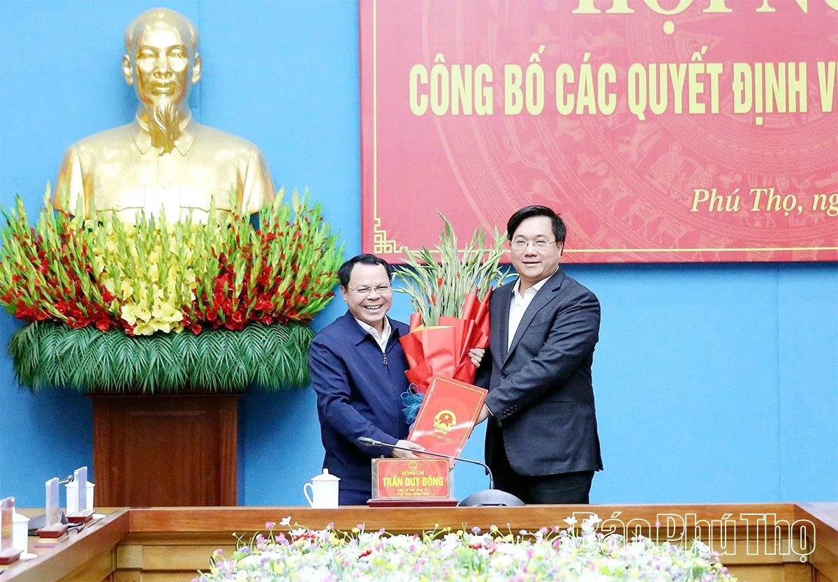 Hội nghị công bố các quyết định của UBND tỉnh về công tác cán bộ